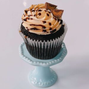 Peanut Butter Cup Cupcake